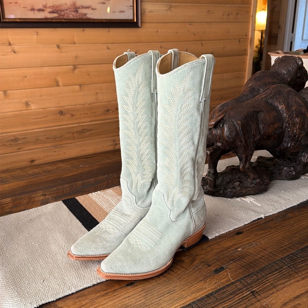 Stetson Light Green Embroidered Boots